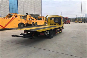 顺河非事故拖车