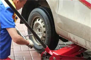 顺河附近拖车24小时服务热线电话